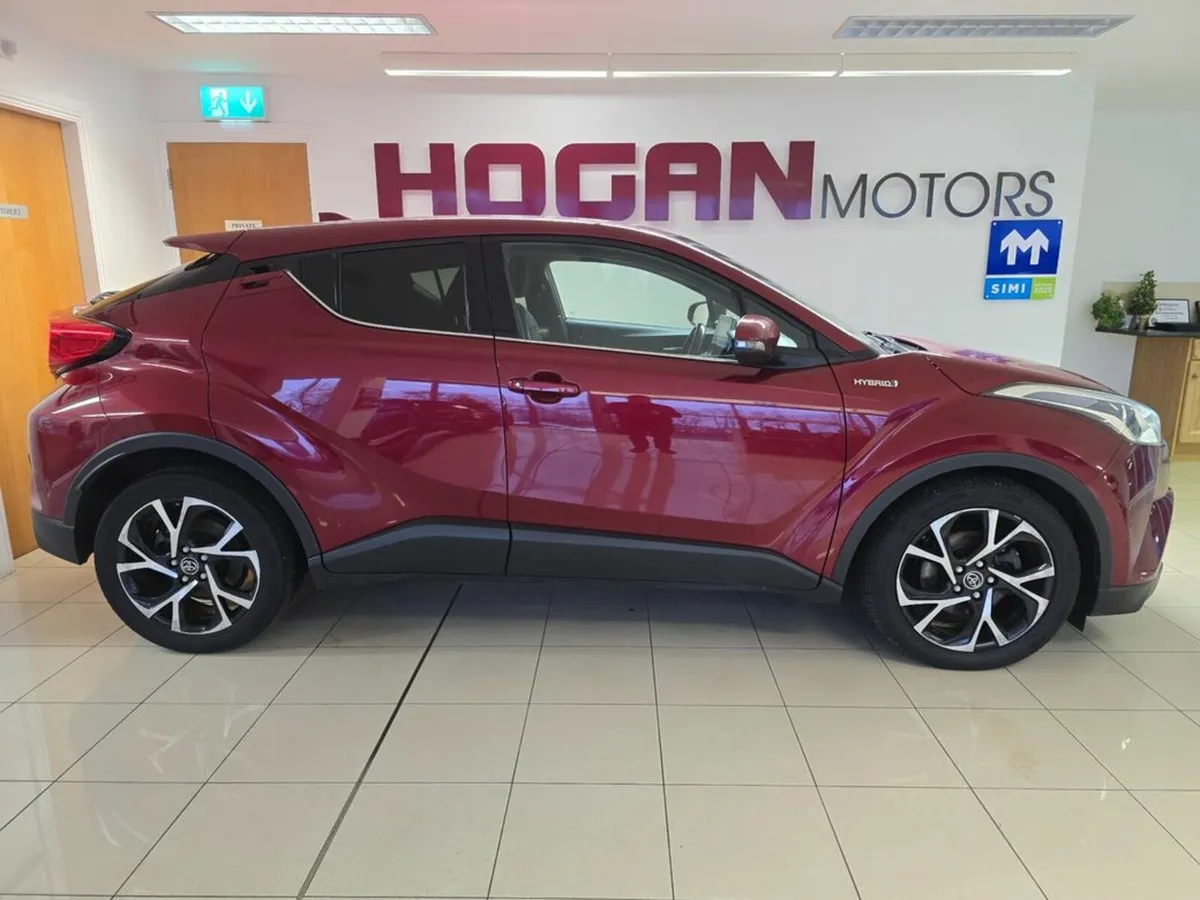 Toyota C-HR * Jan 2026 Pricing * Hybrid Sport Auto - Image 3