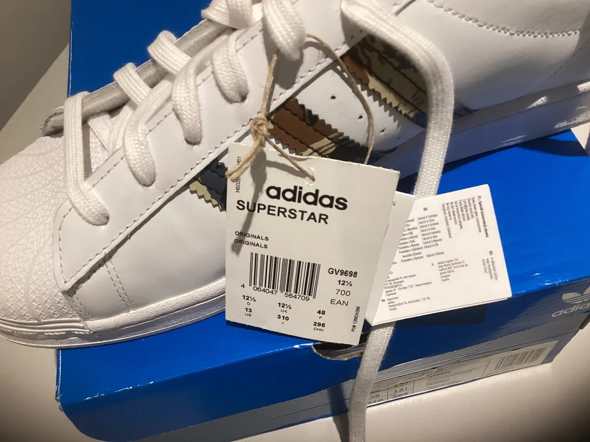 Men’s  Adidas trainers - Image 3