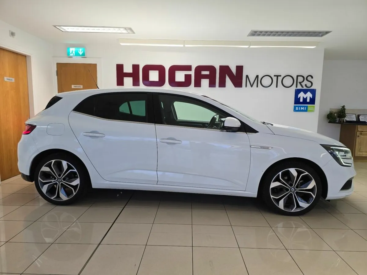 Renault Megane * Jan 2026 Pricing * Signature 130 - Image 3