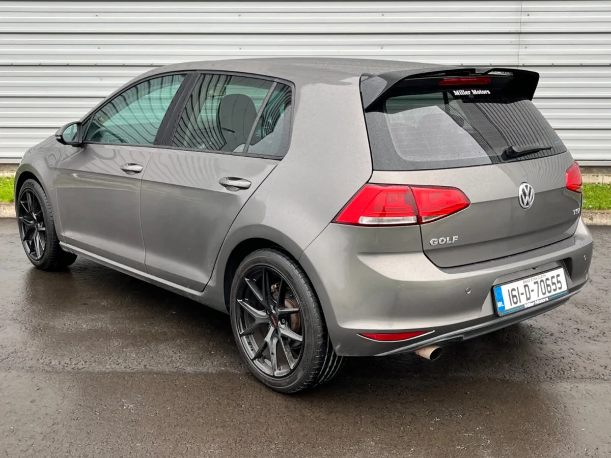 Volkswagen Golf 2016 Apple Car Play - Image 2