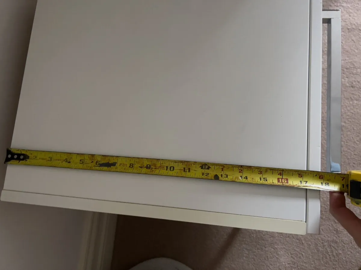 2 Bedside Tables with drawers - Image 3