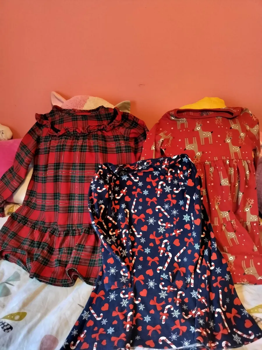Girls Christmas clothes bundle 5-6 years - Image 2