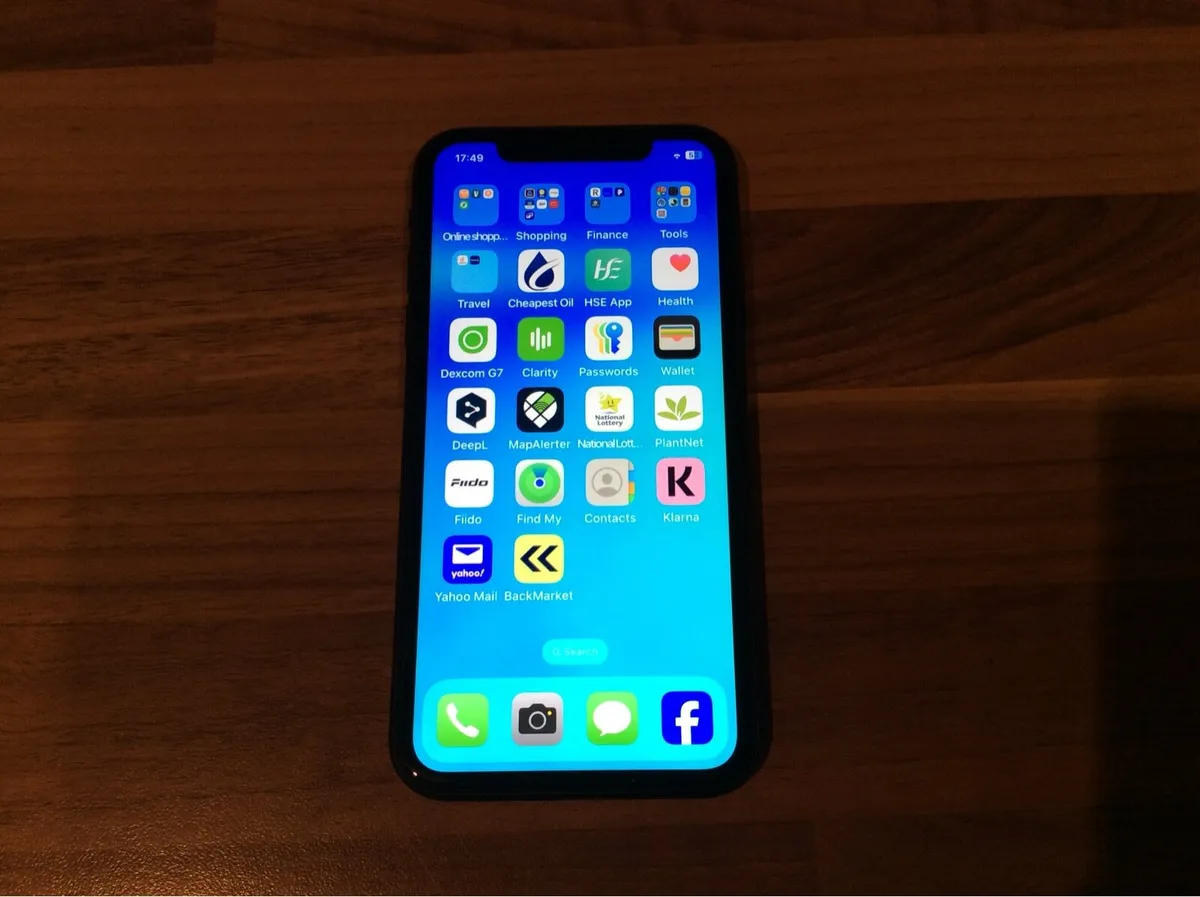 iPhone 11 - Image 4