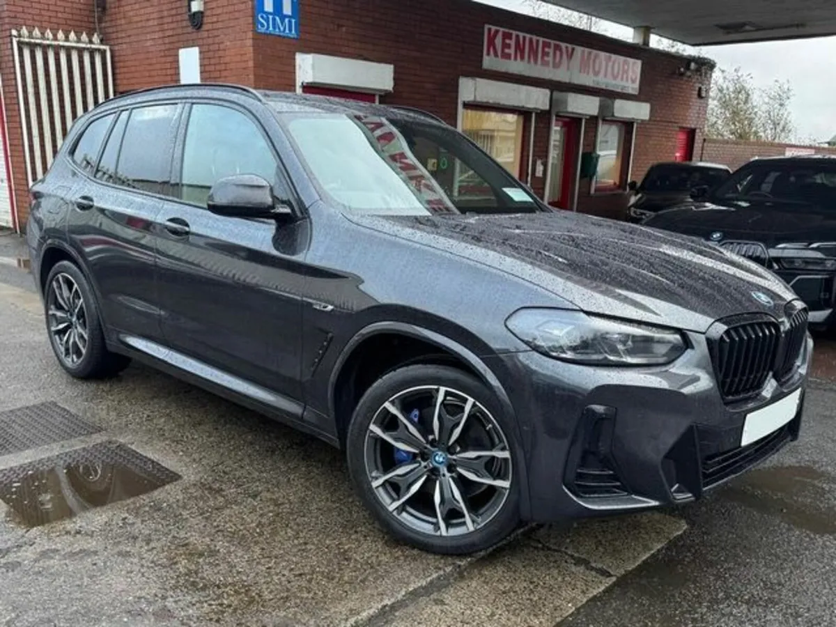 BMW X3 XDRIVE30E M SPORT - Image 1