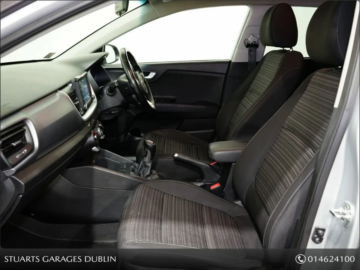 Kia Stonic 1.4 PETROL K2 5DR*SPARKLING SILVER, APP - Image 3