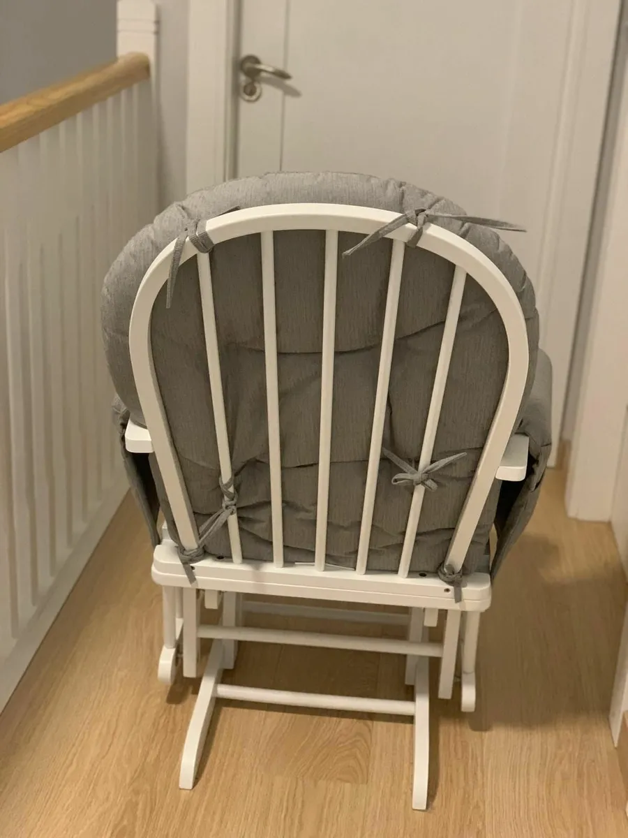 Rocking Chair with stool - Image 1