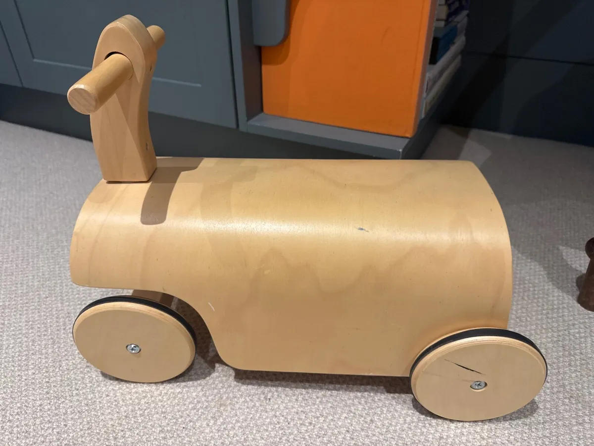 Kids concept Aidan wooden car - Image 4