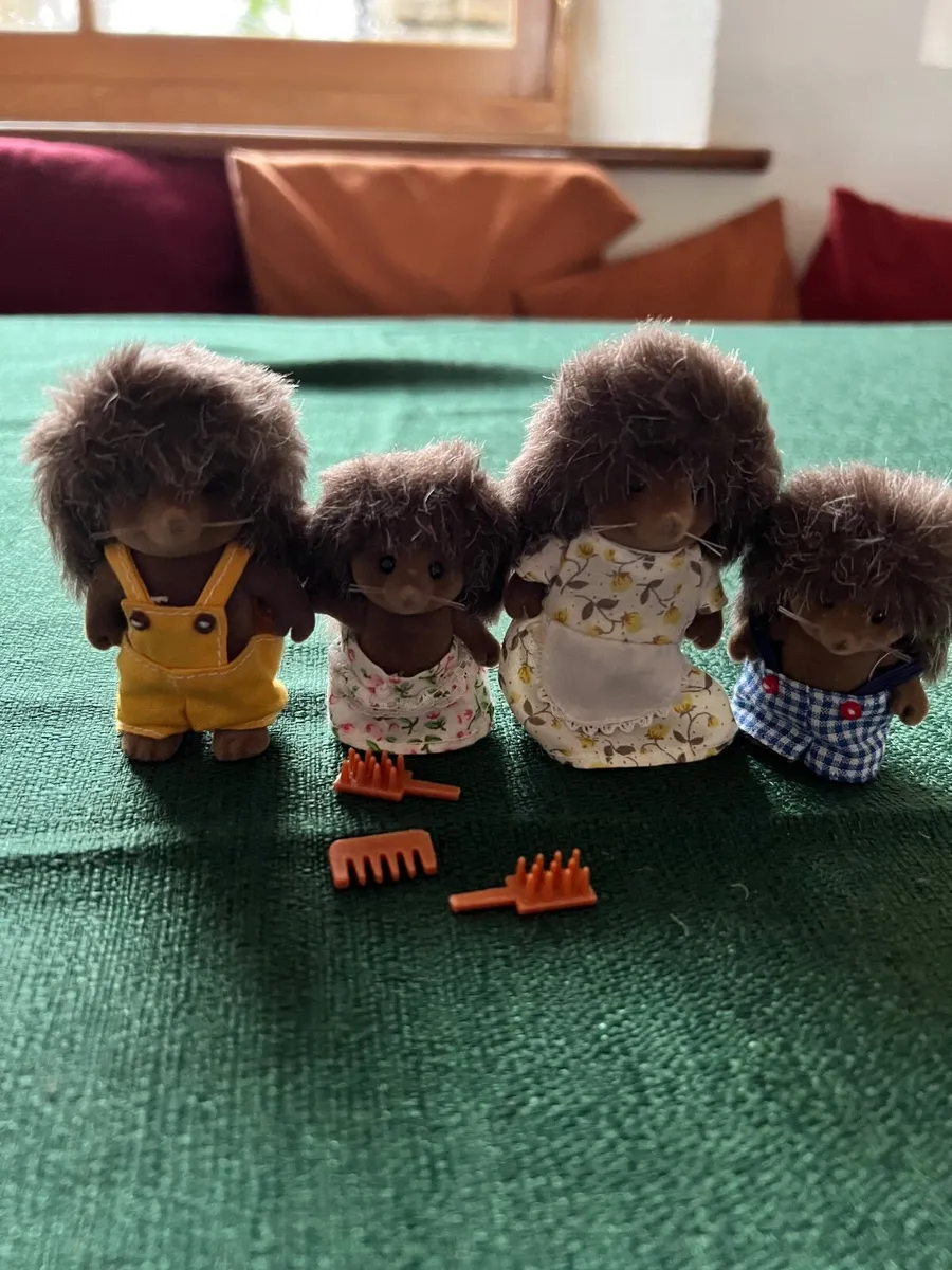 Slyvanian Families - Image 3