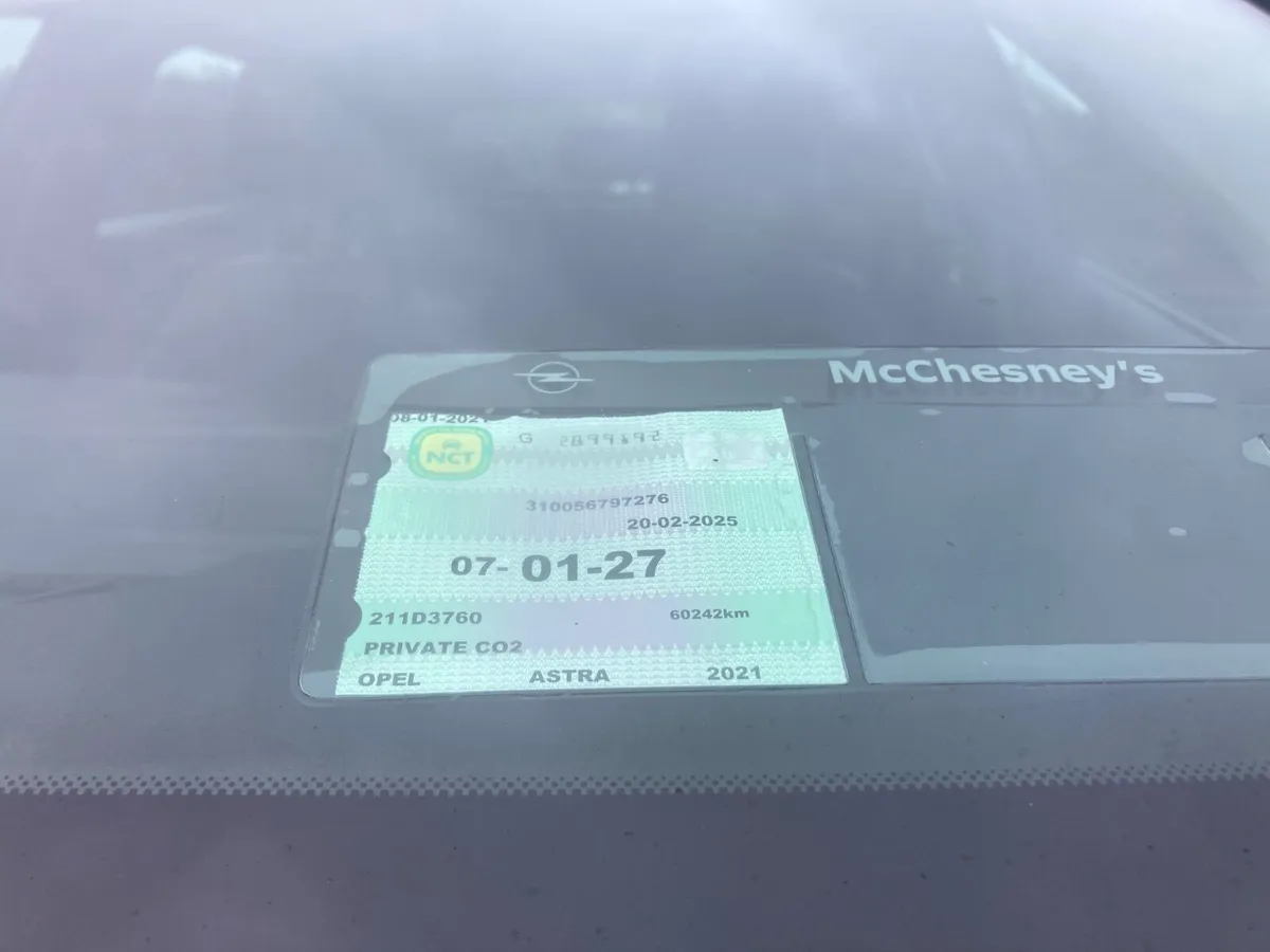 Opel Astra 2021 - Image 2