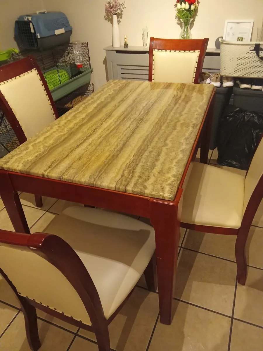 Dining table - Image 1