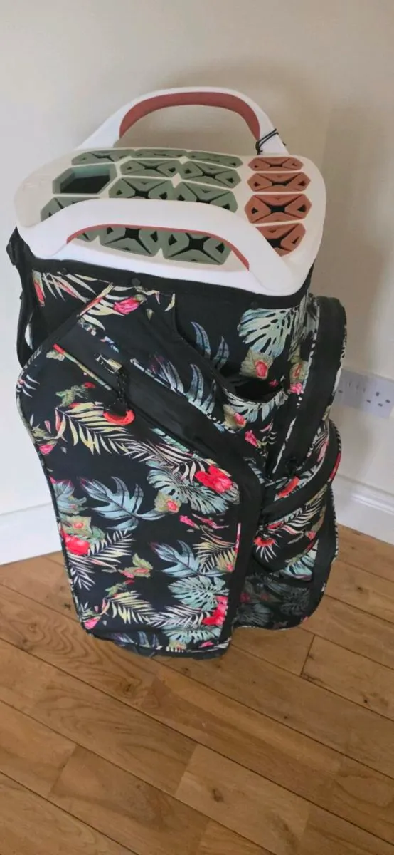 OGIO waterproof cart bag - Image 4