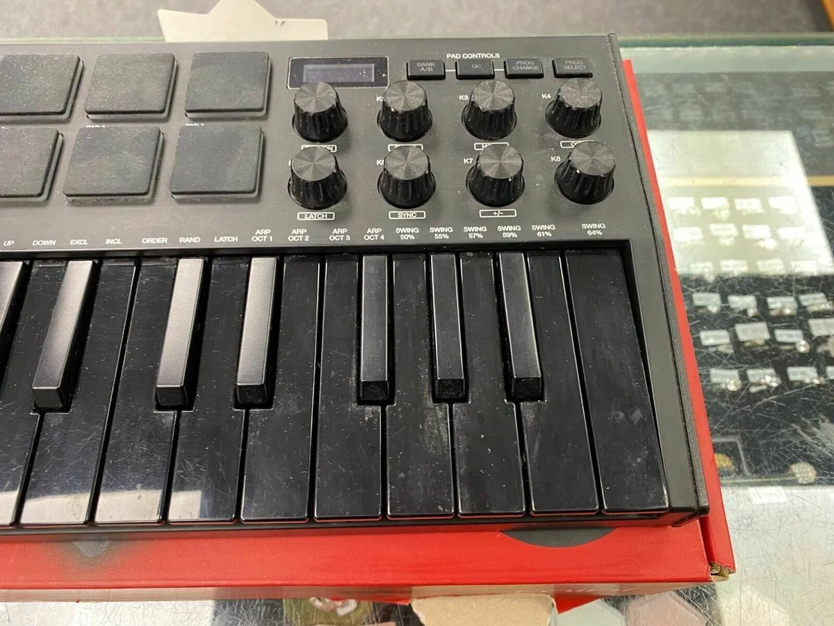 AKAI MPK Mini MIDI Controller - Image 4