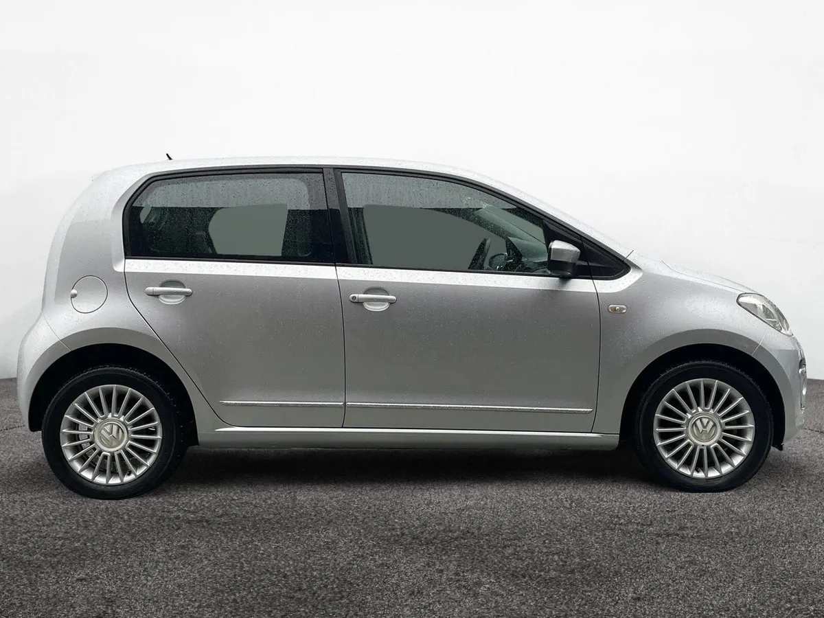 Volkswagen UP Automatic - Image 4