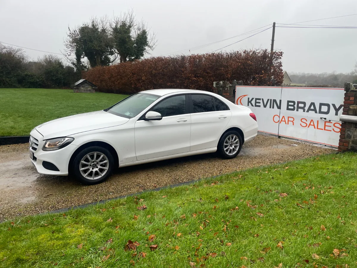 MERCEDES-BENZ C200 2.0 LITRE PETROL MANUAL 6 SPEED - Image 2