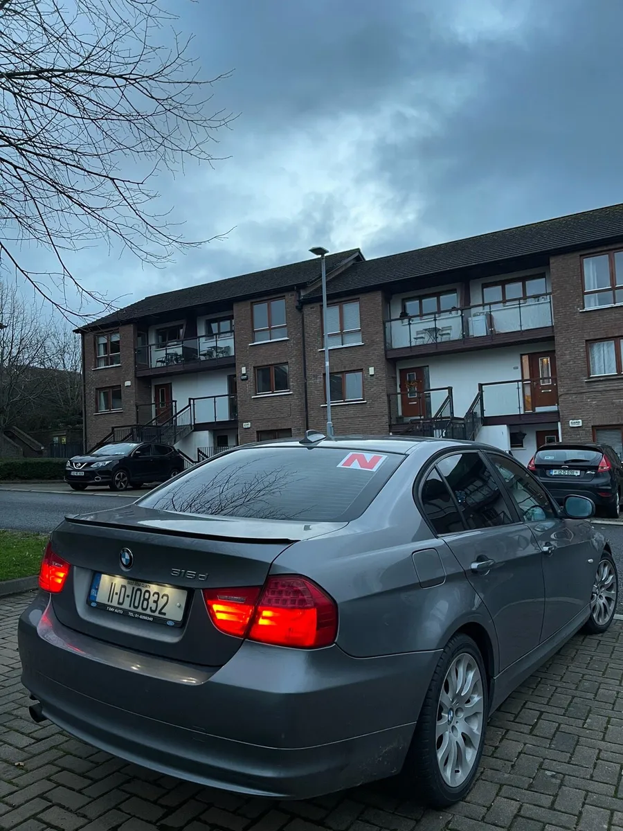 2011 BMW 316D NCT 06/26 - Image 2