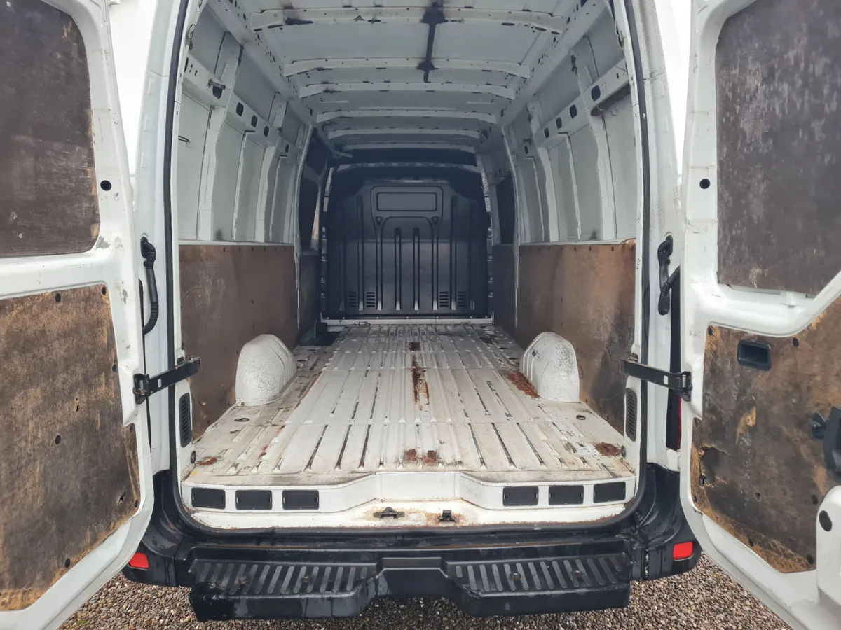 Renault Master 2016 - Image 2
