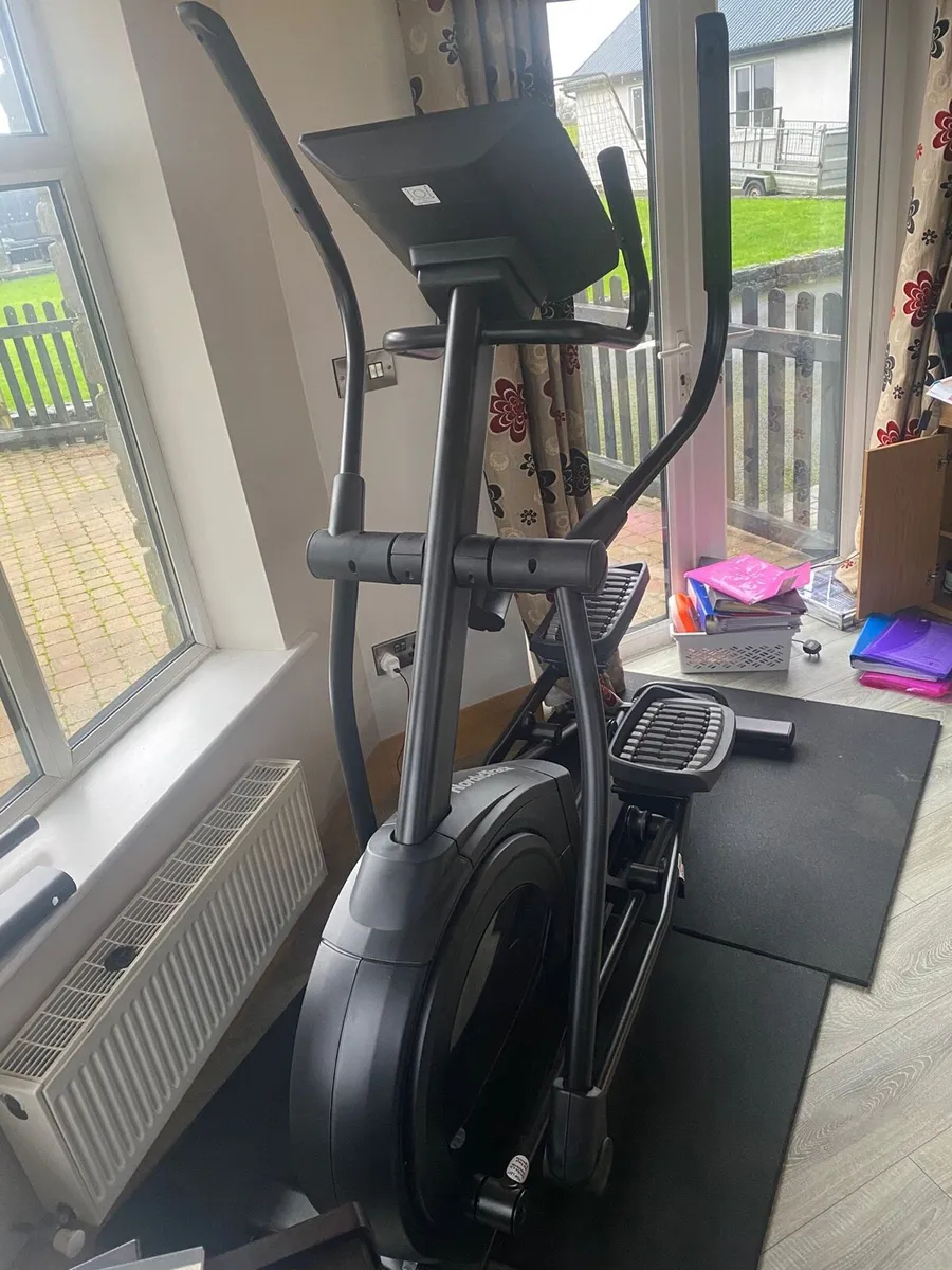 Nordic Track Elliptical Cross Trainer - Image 2