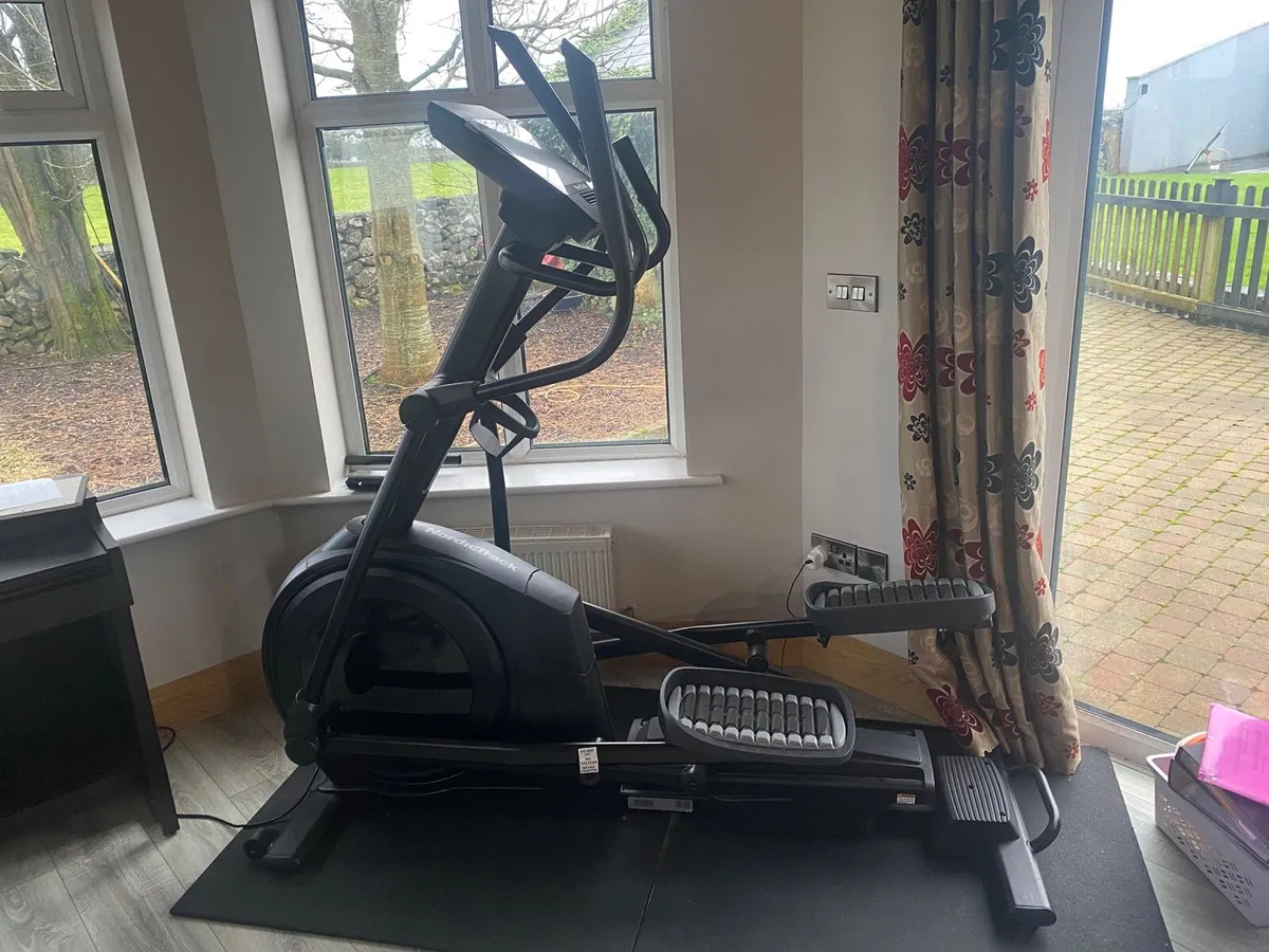 Nordic Track Elliptical Cross Trainer - Image 3