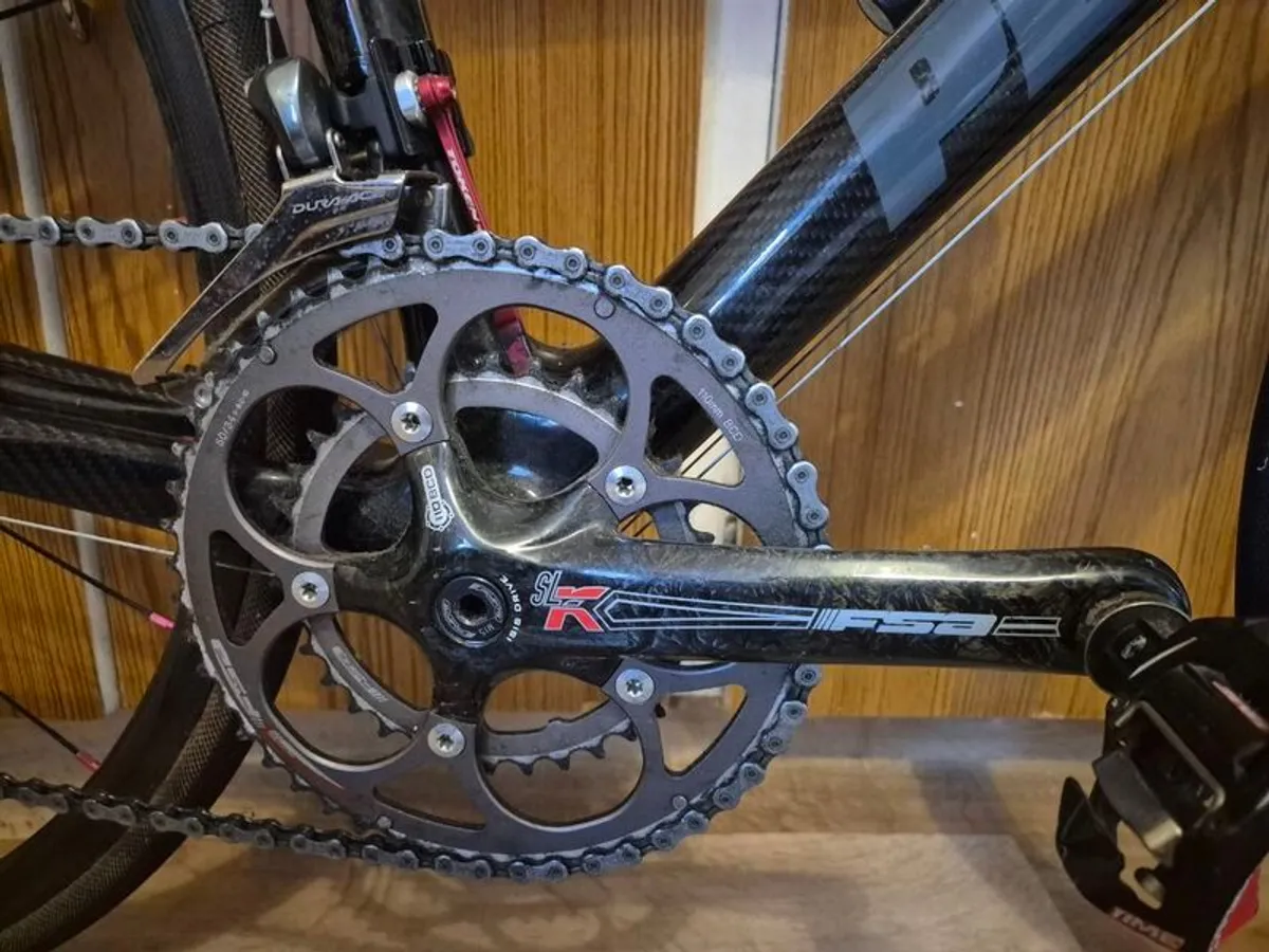 Immaculate Professional Weight Road Racing Machine - Image 3