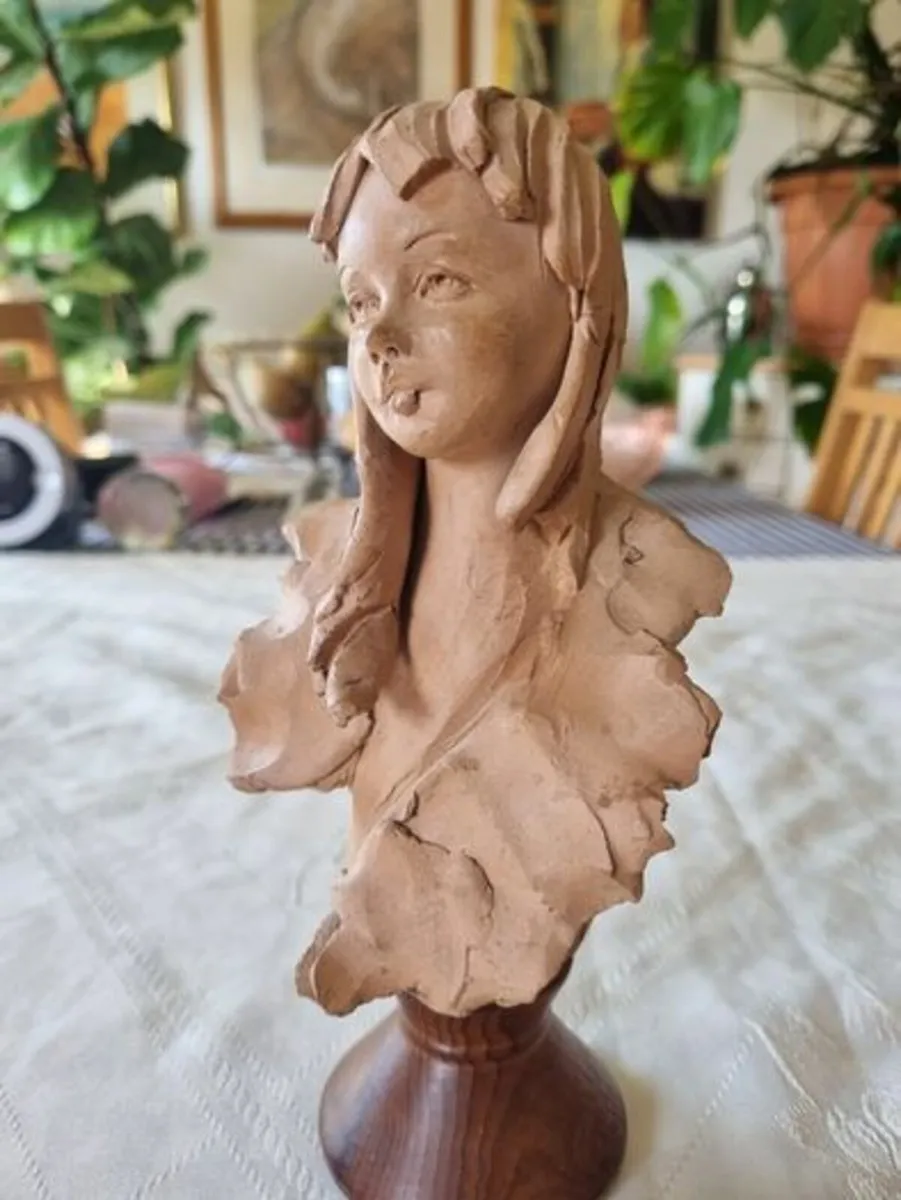 Clay Terracotta Bust of a woman - Image 4