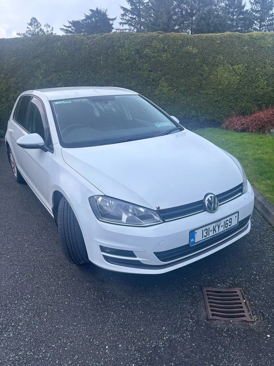 2013 Volkswagen Golf - Image 4