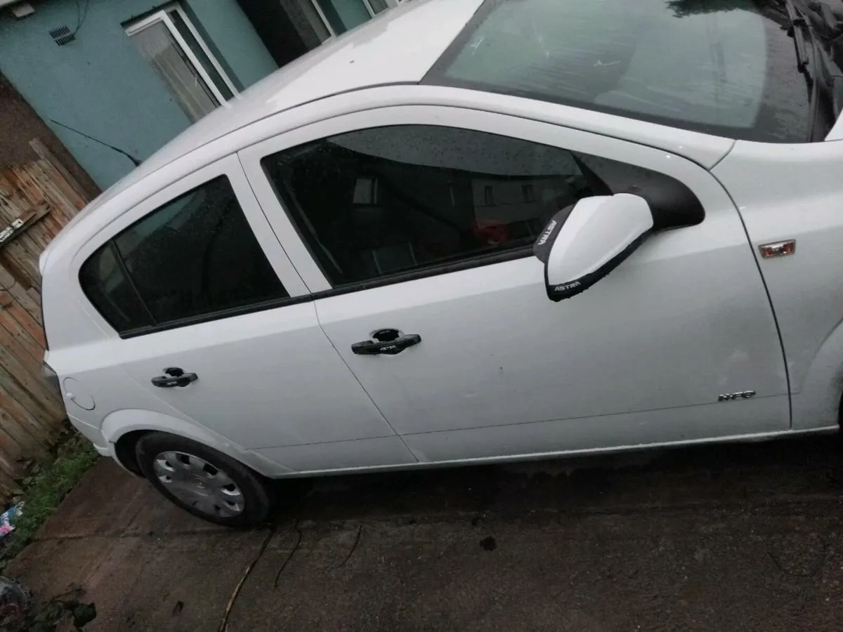 09 Vauxhall astra 1.7 diesel - Image 3