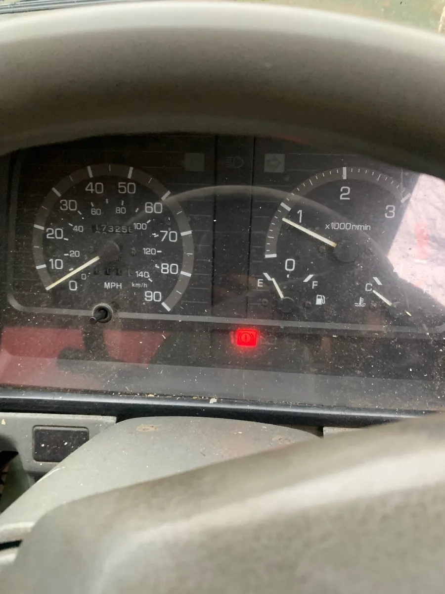 Mitsubishi canter tipper 3.5 tonne - Image 4