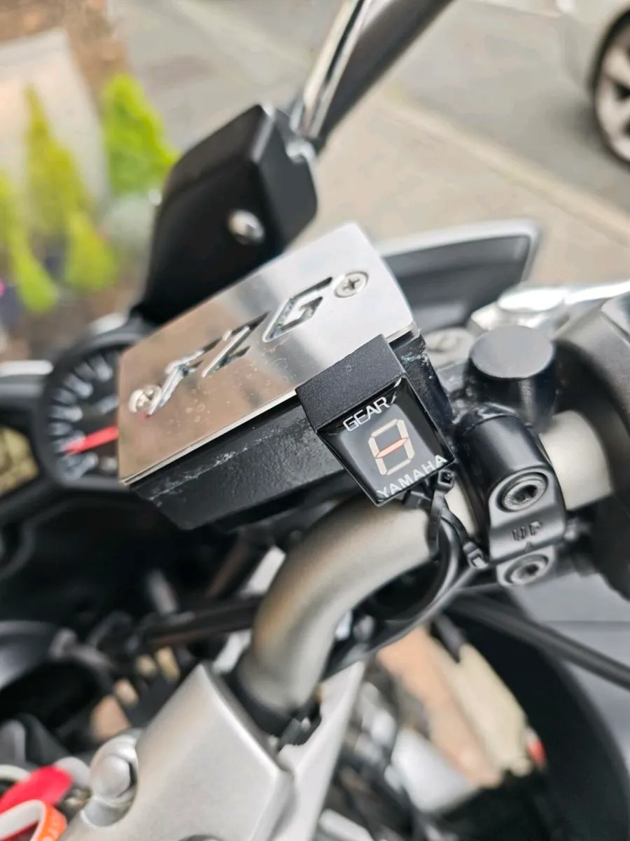 Yamaha FZ6 S2 2009 - Image 4