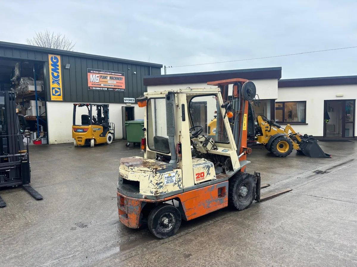 Nissan EH02A20U Forklift - Image 3