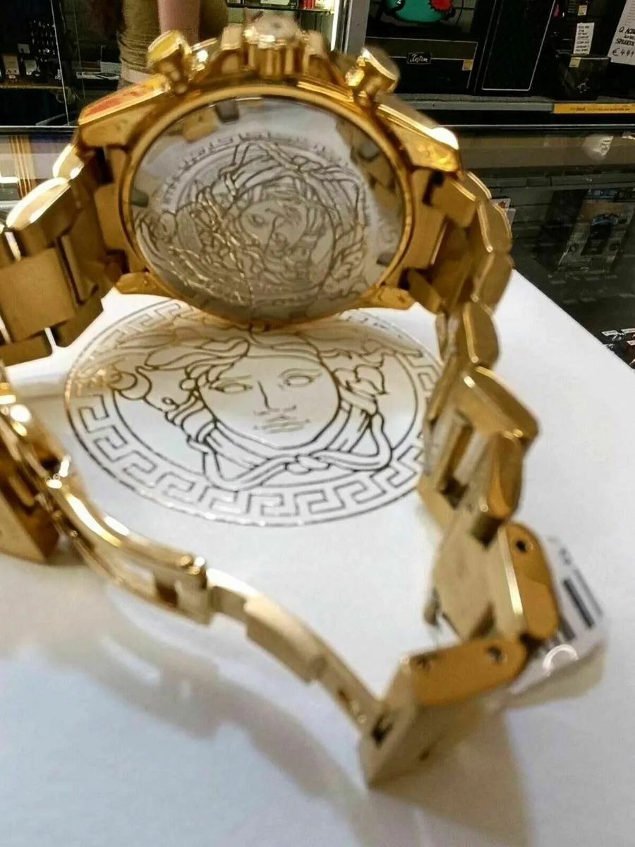 Versace Watch with Box & Documents - Image 4