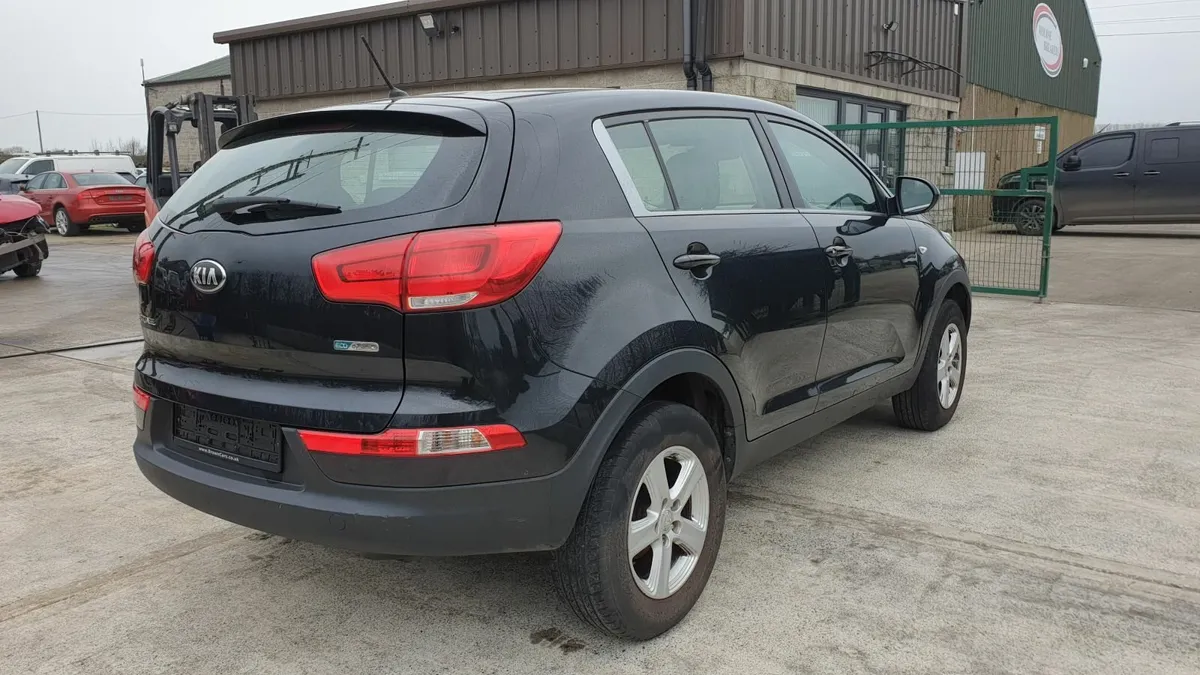*For parts* Kia Sportage, 1.7 diesel 6 speed (2014 - Image 2