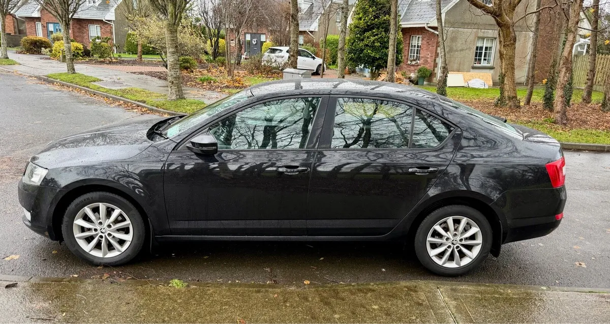 Skoda Octavia DSG 1.6tdi - Image 3