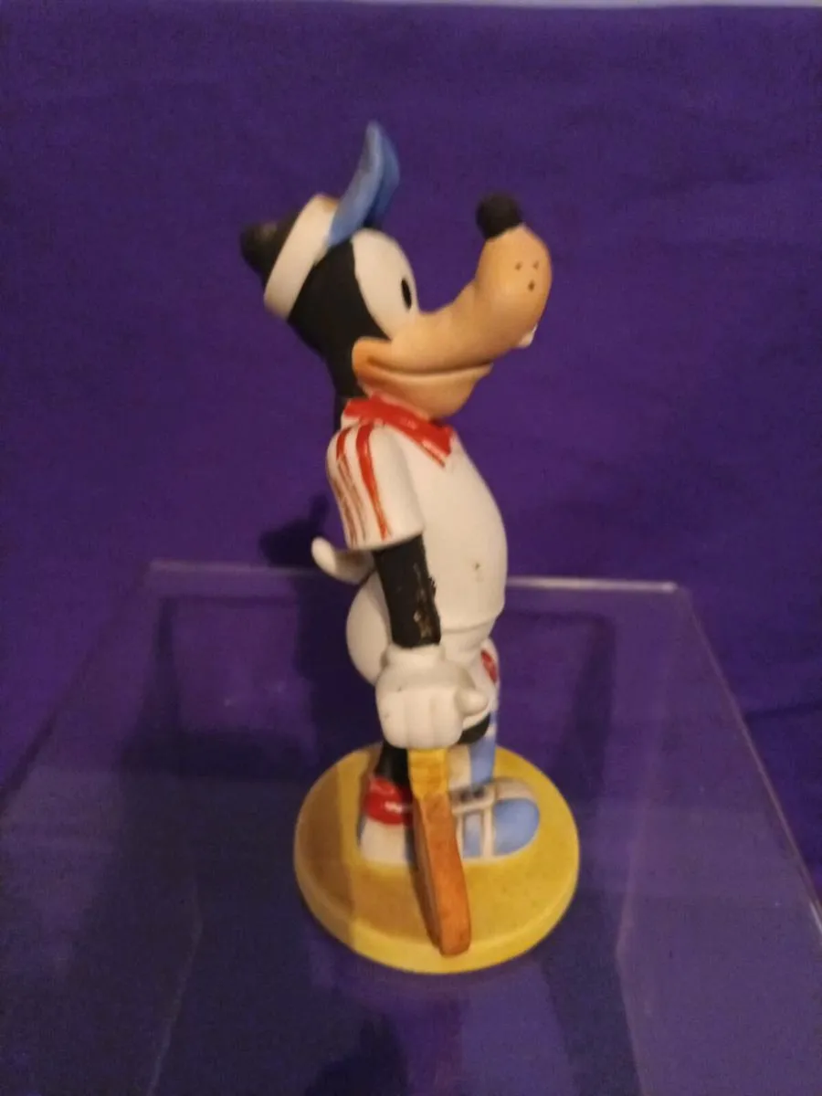 Vintage Walt Disney Goofey Tennis  Player  Figurin - Image 2