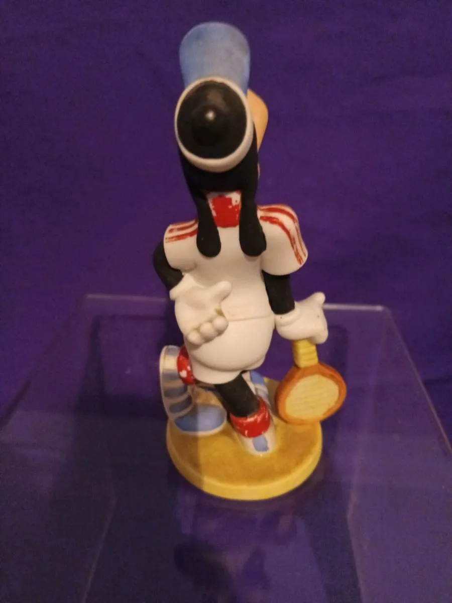 Vintage Walt Disney Goofey Tennis  Player  Figurin - Image 3