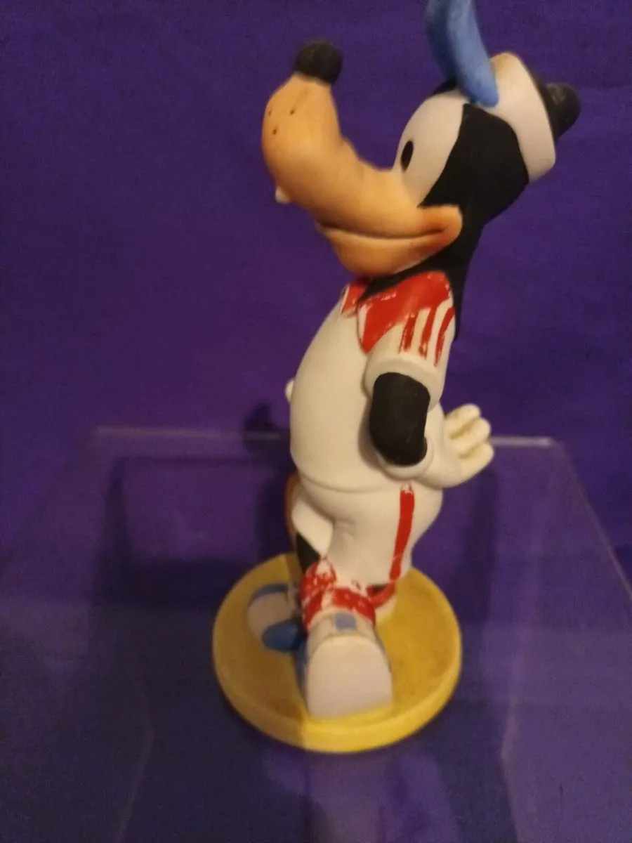 Vintage Walt Disney Goofey Tennis  Player  Figurin - Image 4