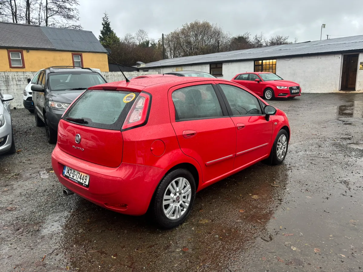 Stunning Low Mileage Fiat Punto NCT Tax Warranty - Image 4