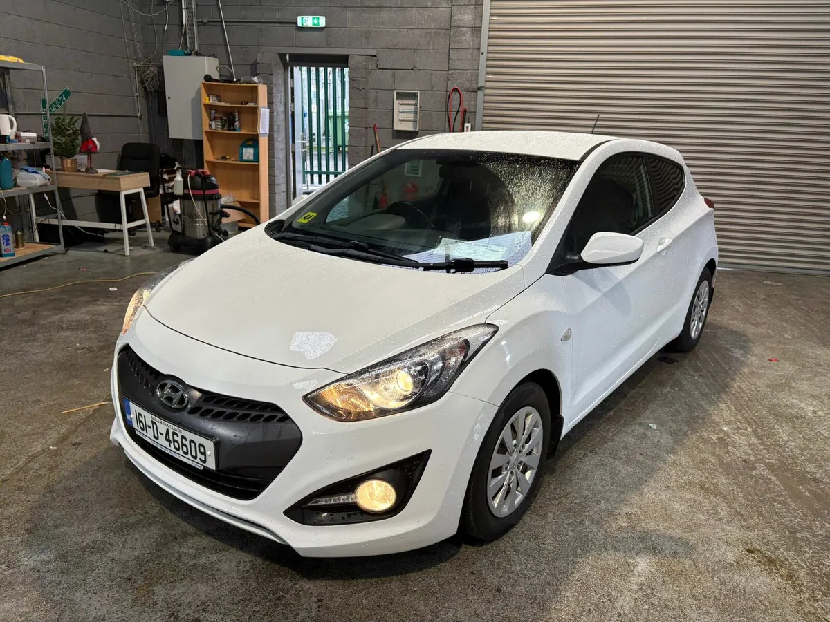 2016 HYUNDAI I30 VAN NEW TODAY 9-26 - Image 2