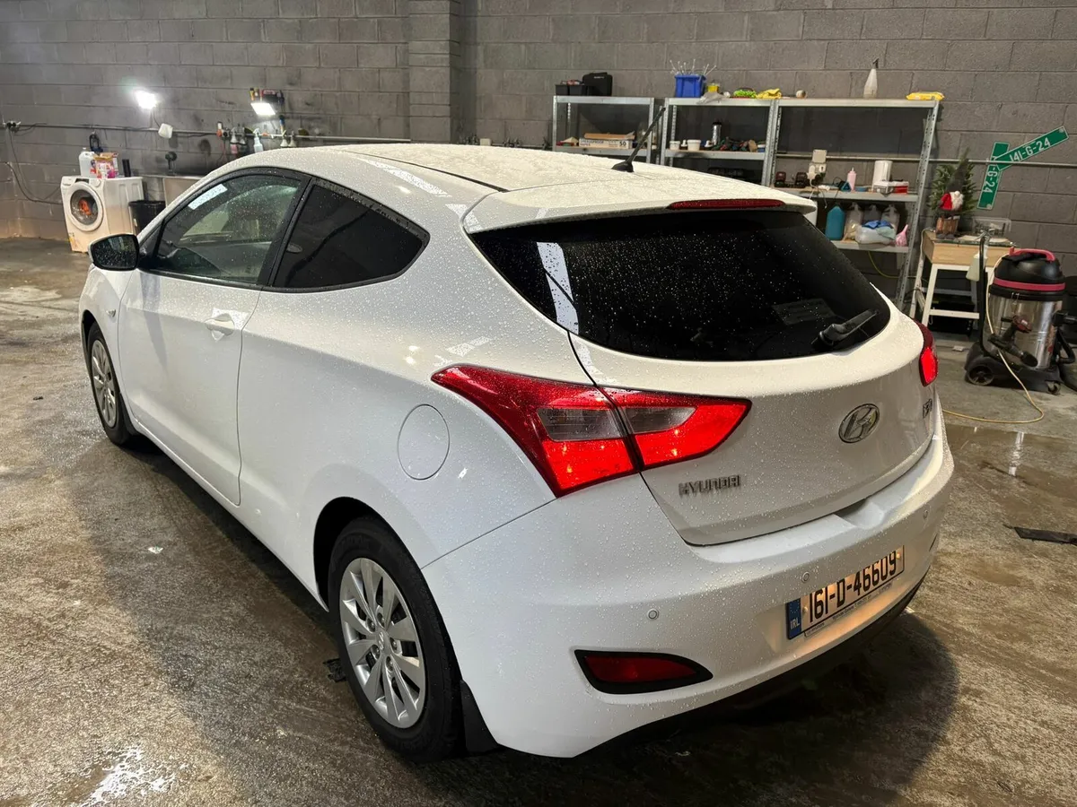 2016 HYUNDAI I30 VAN NEW TODAY 9-26 - Image 3
