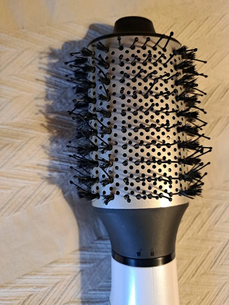Remington Hot Brush - Image 2