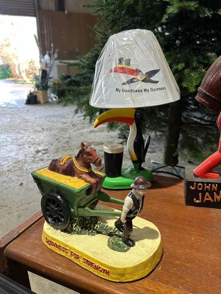 Guinness lamp & much more - Image 3