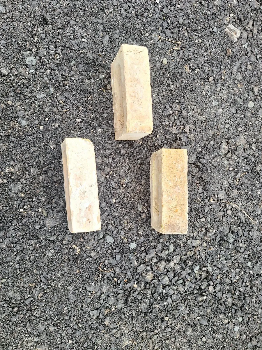 Bricks - Image 4