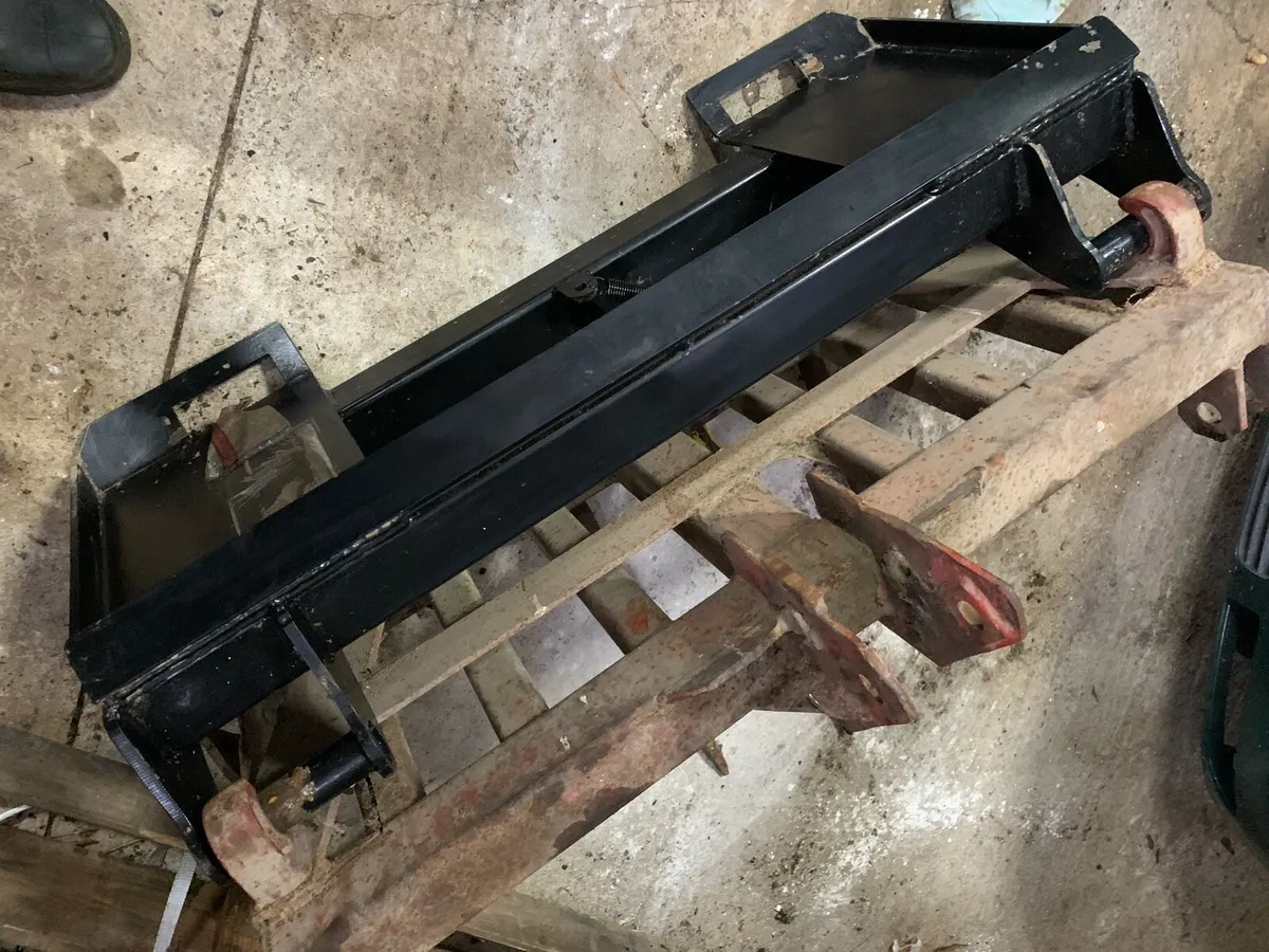 Skid steer adapter to euro hitch - Image 3