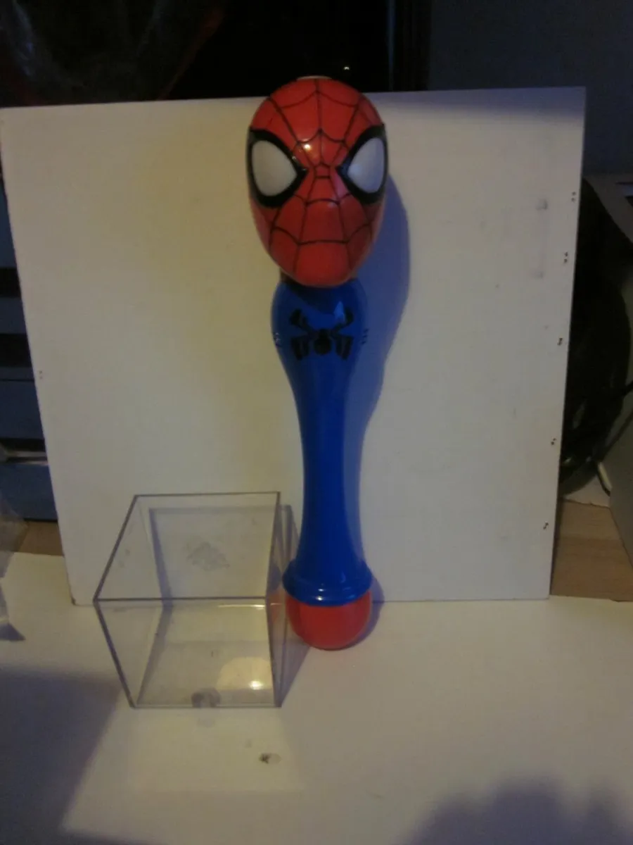 Disney Spider-Man Light-Up Talking Bubble Wand - Image 1
