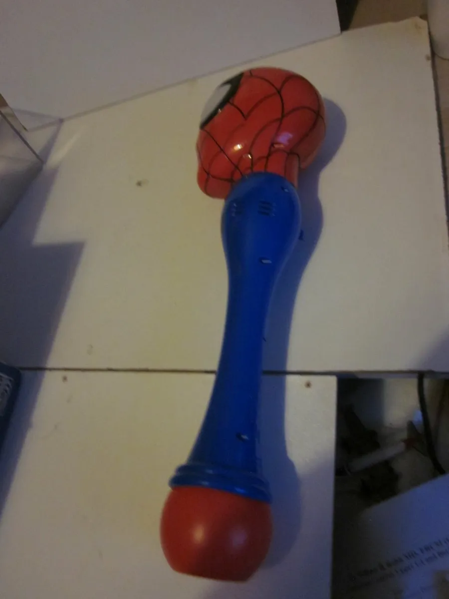 Disney Spider-Man Light-Up Talking Bubble Wand - Image 2