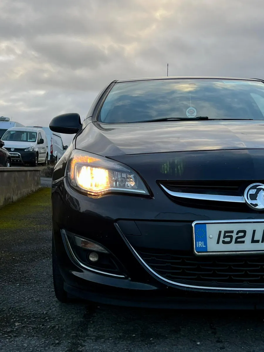 Vauxhall Astra 2015 sri 2.0 - Image 3