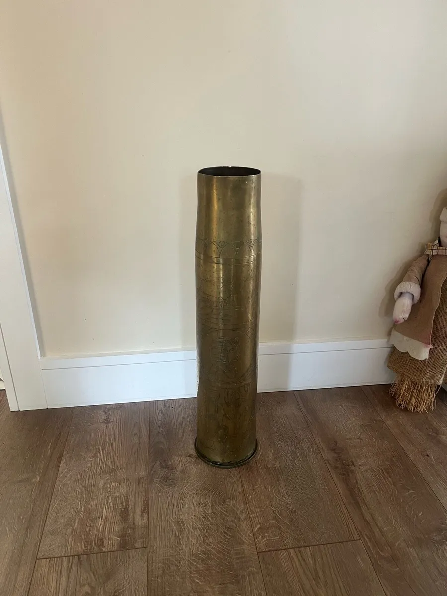 Vintage 1972 British Centurion Tank 105mm shell - Image 1