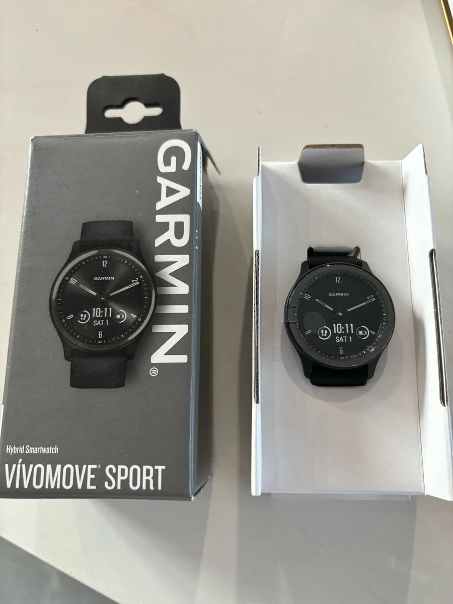 Garmin Vivomove Sport - Image 1