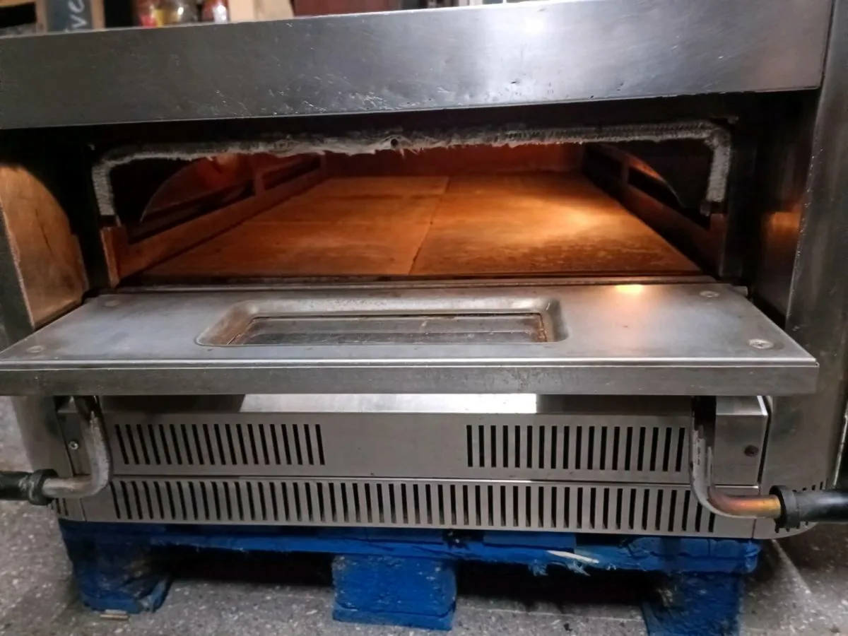 Cuppone gas pizza oven - Image 4