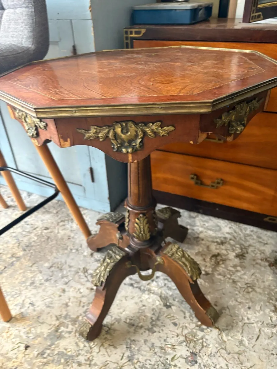 An ornate octagonal French napoleon 111 side table - Image 1
