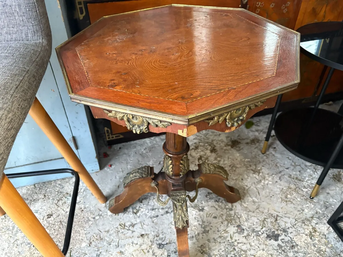 An ornate octagonal French napoleon 111 side table - Image 3